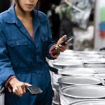 Como garantir integridade e rastreabilidade com lacres metálicos para indústria alimentícia