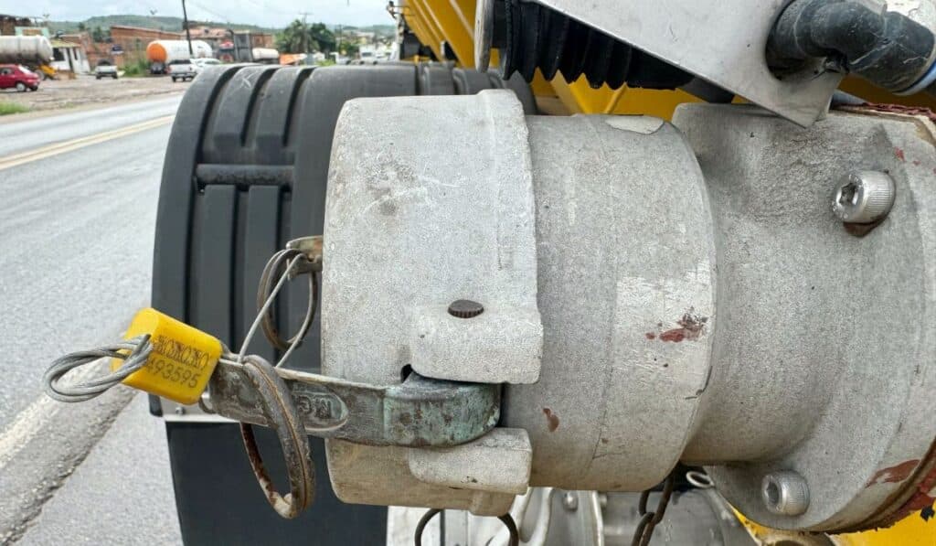 Lacre para caminhão tanque Metalacre